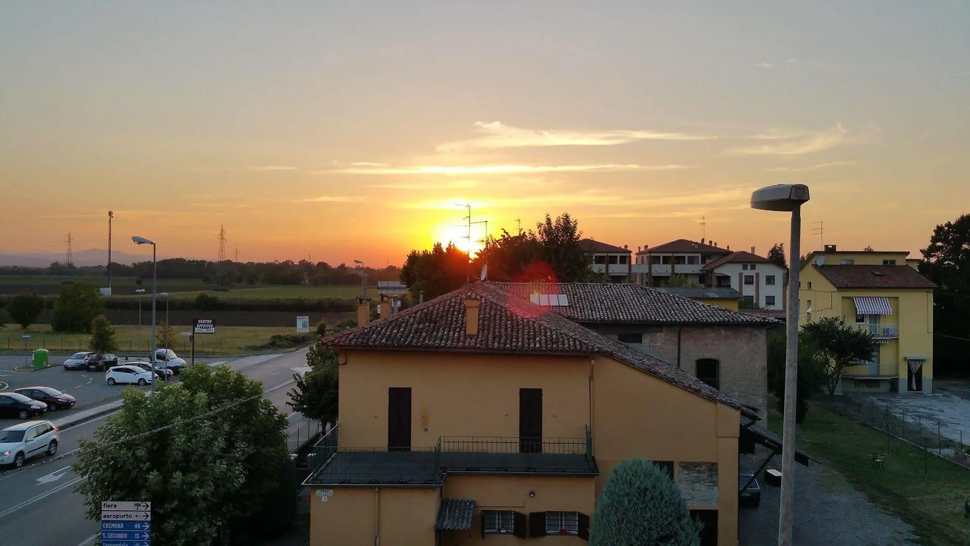 L Antica Caserma Parma 2*,  İtalya